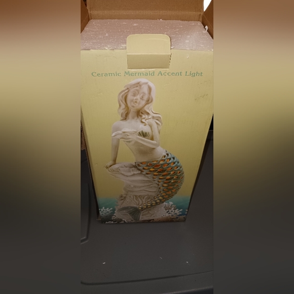 Brand new mermaid lamp from cracker barrel - Picture 2 of 12